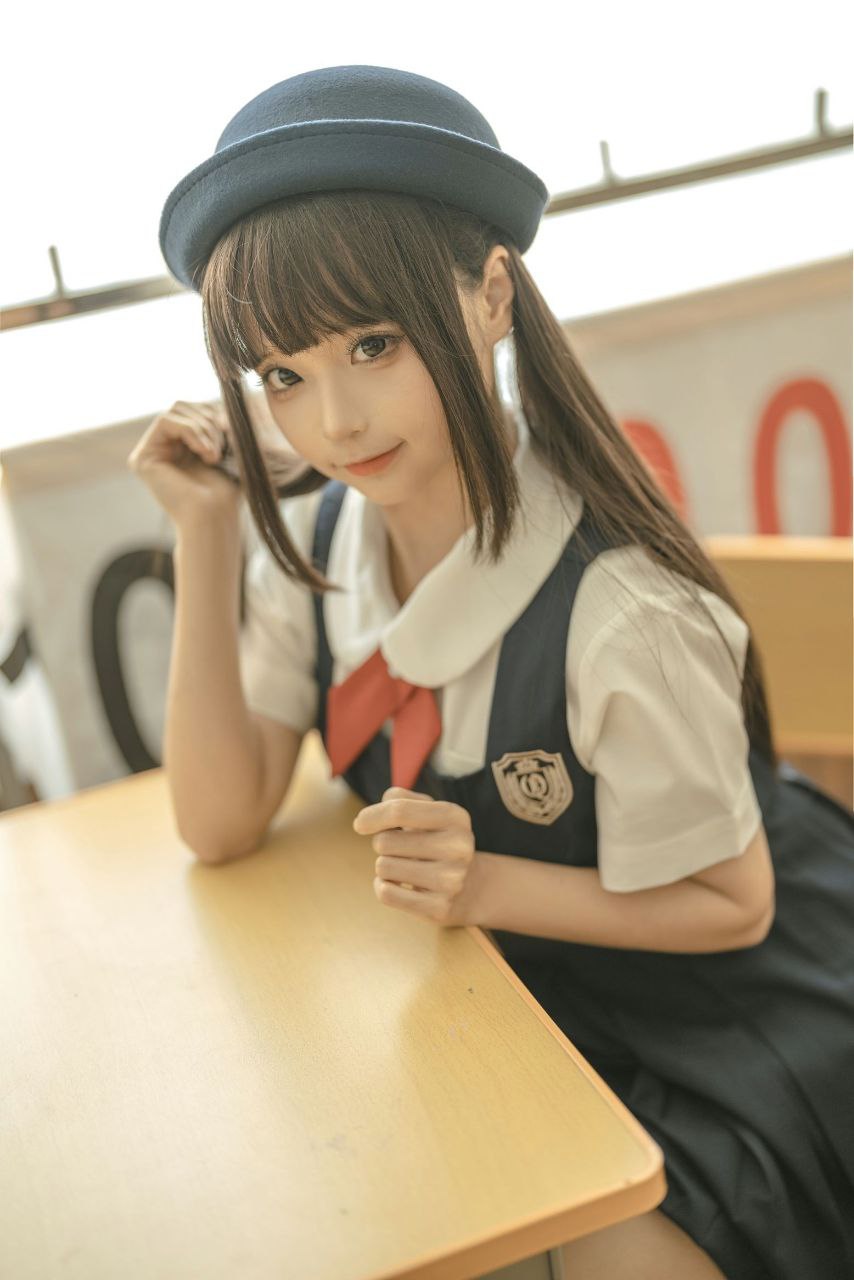 三個老外與一女做爰A片